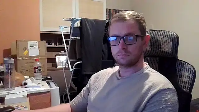 randomgin online show from December 16, 2025, 4:01 pm