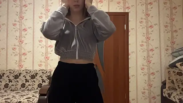 Snapshot of Katebarbie chatting on December 14, 2025, 2:00 pm Katebarbie online show from December 14, 2025, 2:00 pm