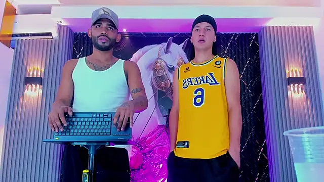 Snapshot of Asmodeohot20 chatting on November 25, 2025, 5:51 am Asmodeohot20 online show from November 25, 2025, 5:51 am