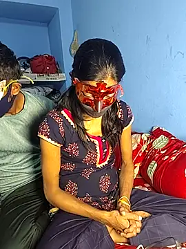 BHABHI HOT 5 online show from December 5, 2025, 7:17 am