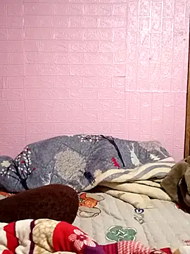 Lily-ross22 online show from December 1, 2025, 11:21 pm