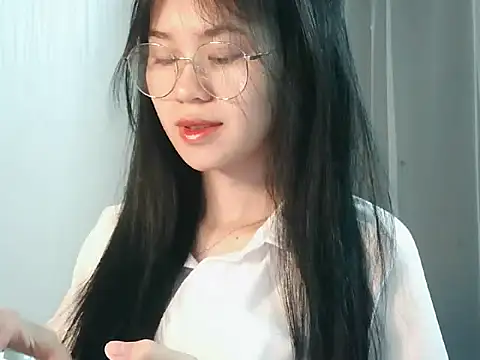 Nunaa18 online show from November 26, 2025, 4:46 am