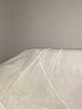 Tomiris87 online show from December 3, 2025, 2:19 am