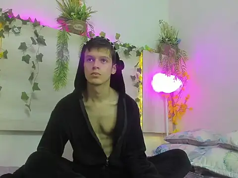 AngelSlimm online show from December 2, 2025, 5:08 pm