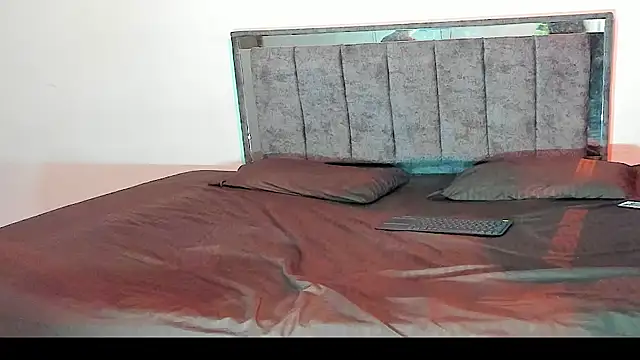 Snapshot of Sweet_couple79 chatting on November 26, 2025, 7:48 pm Sweet couple79 online show from November 26, 2025, 7:48 pm