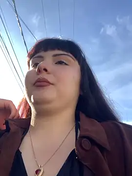 Yuliks  online show from December 1, 2025, 1:49 pm