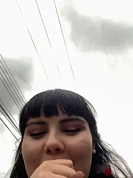 Yuliks  online show from December 2, 2025, 3:40 pm