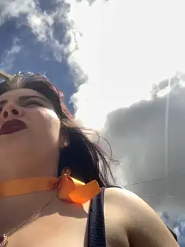 Yuliks  online show from December 3, 2025, 3:54 pm