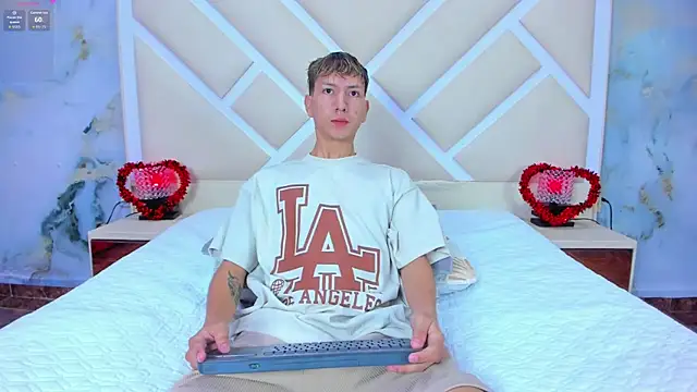 sammysex- online show from December 1, 2025, 6:18 am