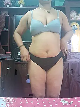 Snapshot of Lovely_Vilika chatting on November 30, 2025, 7:45 am Lovely Vilika online show from November 30, 2025, 7:45 am