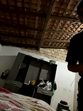 Snapshot of Annmo227 chatting on December 4, 2025, 2:32 am Annmo227 online show from December 4, 2025, 2:32 am