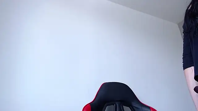 Snapshot of dearest_sabrina chatting on December 1, 2025, 3:50 pm dearest sabrina online show from December 1, 2025, 3:50 pm