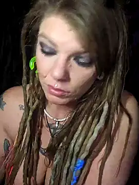 Snapshot of Horny_hippie chatting on January 12, 2025, 11:15 pm Horny hippie online show from January 12, 2025, 11:15 pm