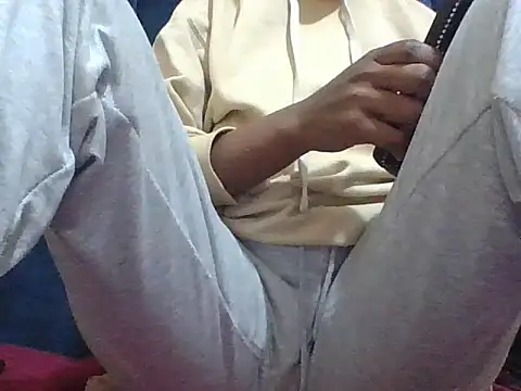 sexy-aryar online show from December 1, 2025, 3:33 am