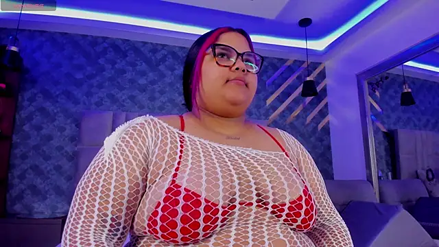 AlyzzandreRouge online show from December 4, 2025, 11:41 am