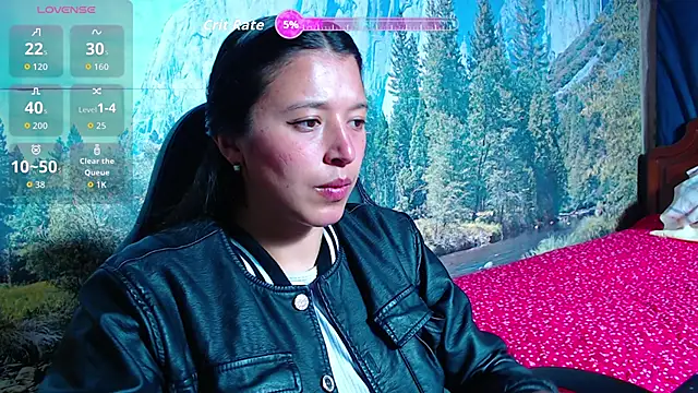 Snapshot of luanablood chatting on November 30, 2025, 6:12 pm luanablood online show from November 30, 2025, 6:12 pm