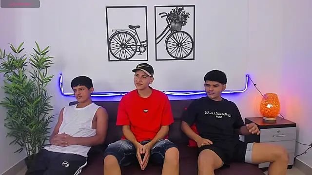 Crazy porkys online show from November 27, 2025, 7:49 pm