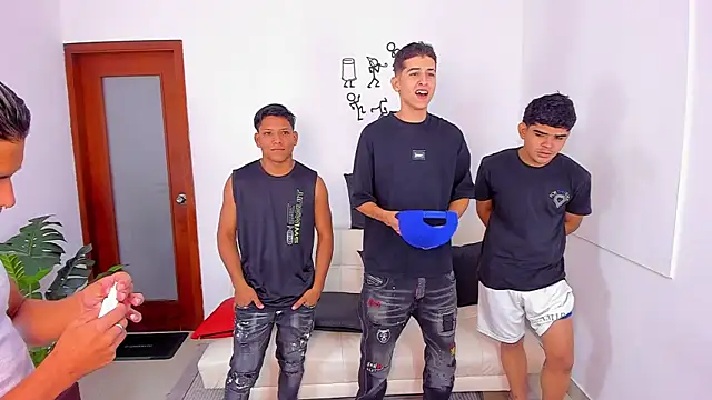 Crazy porkys online show from November 29, 2025, 7:28 pm