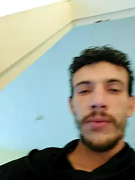 Surf boy8 online show from December 2, 2025, 7:53 pm