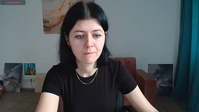 Snapshot of MelisaGollden chatting on November 28, 2025, 7:33 am MelisaGollden online show from November 28, 2025, 7:33 am