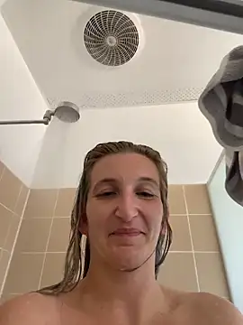 Skyme2713 online show from December 20, 2025, 2:07 am