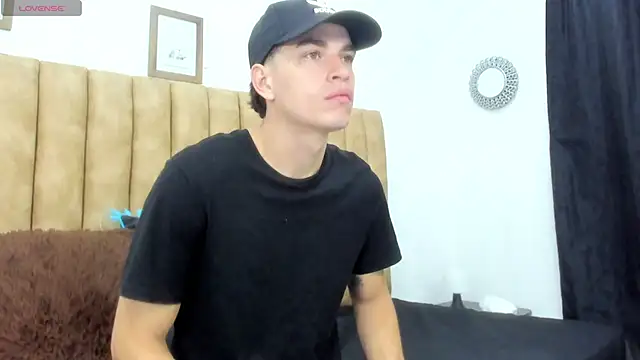 AUSTIN-PRRR online show from December 5, 2025, 1:31 pm