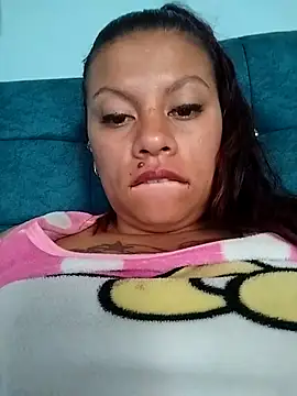 daphne-glow online show from December 3, 2025, 2:48 pm