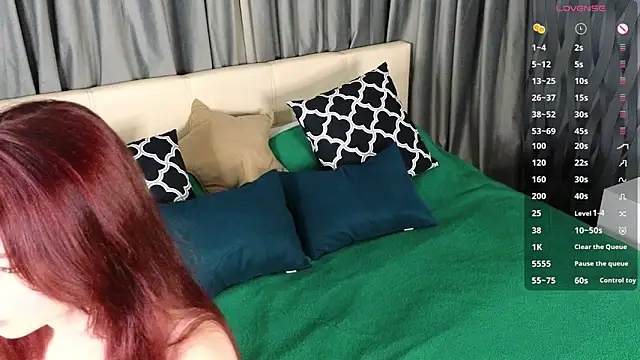 Snapshot of TwistedBilling chatting on December 4, 2025, 6:16 pm TwistedBilling online show from December 4, 2025, 6:16 pm