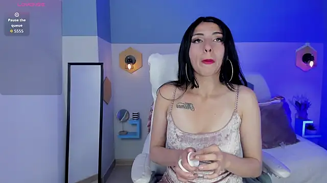 Miha Sophia  online show from December 13, 2025, 9:09 pm