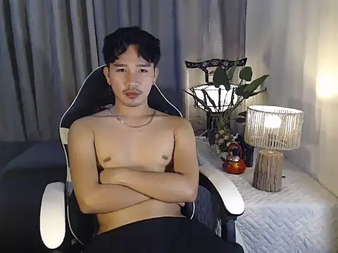 Snapshot of _bigcock_charles chatting on December 3, 2025, 10:30 pm bigcock charles online show from December 3, 2025, 10:30 pm