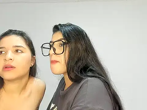 Snapshot of ROUS_SWEET_ chatting on November 28, 2025, 3:20 am ROUS SWEET online show from November 28, 2025, 3:20 am