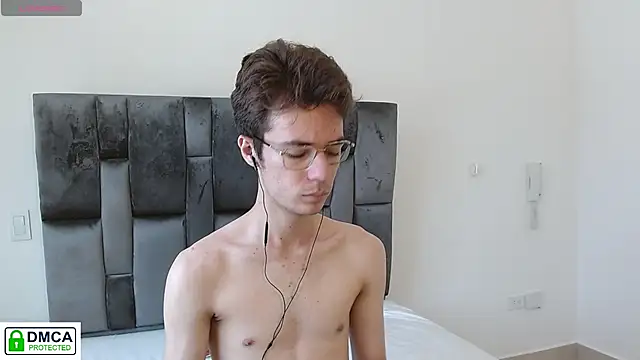 Snapshot of SaccharineSin chatting on November 30, 2025, 6:23 pm SaccharineSin online show from November 30, 2025, 6:23 pm