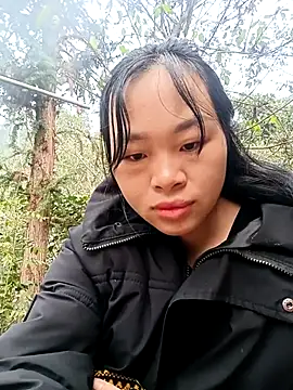 flooora online show from December 21, 2025, 7:37 am