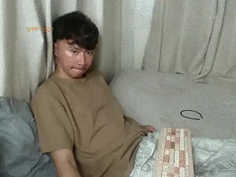 asiantwink0000 online show from November 29, 2025, 12:52 pm