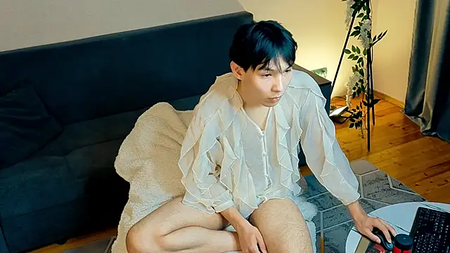 swiftpocket1 online show from November 30, 2025, 1:37 pm