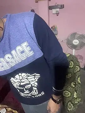 Snapshot of Saxymood1111 chatting on December 4, 2025, 3:16 am Saxymood1111 online show from December 4, 2025, 3:16 am