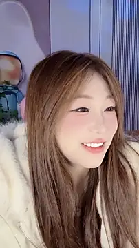 jiajia z online show from December 2, 2025, 6:36 pm