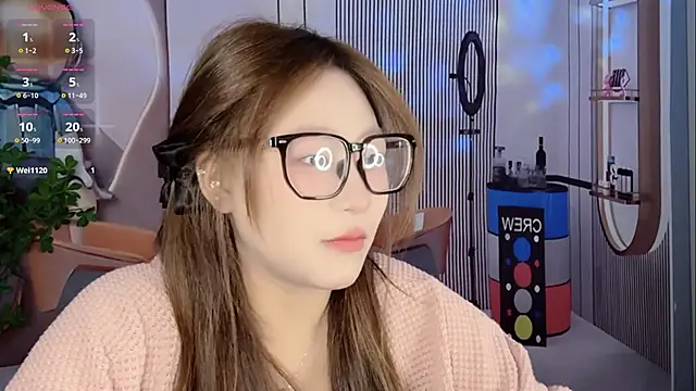 jiajia z online show from December 19, 2025, 8:49 pm