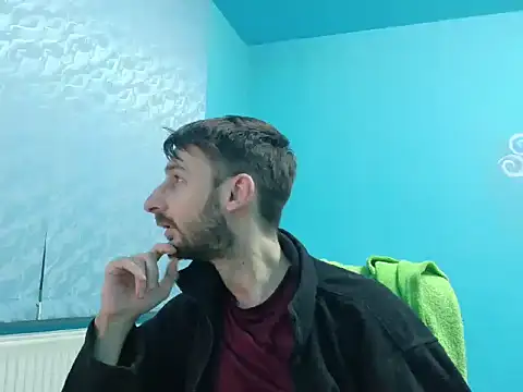 Snapshot of bigcockbignose chatting on December 15, 2025, 8:13 pm bigcockbignose online show from December 15, 2025, 8:13 pm