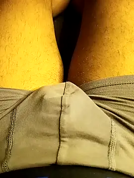 Snapshot of cakeboy992 chatting on November 30, 2025, 2:32 pm cakeboy992 online show from November 30, 2025, 2:32 pm