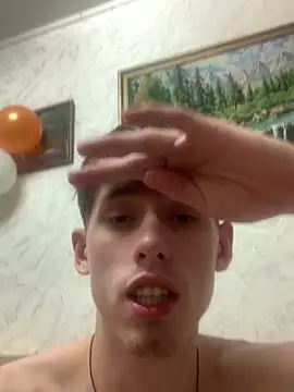 Snapshot of FreeRich chatting on December 16, 2025, 3:11 am FreeRich online show from December 16, 2025, 3:11 am