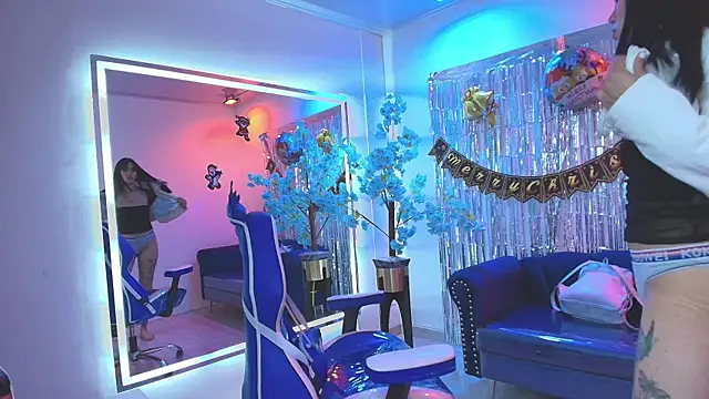 Snapshot of myla_evans chatting on December 14, 2025, 3:23 am myla evans online show from December 14, 2025, 3:23 am