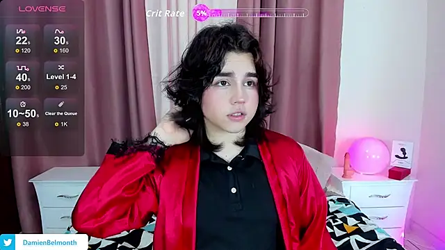 Snapshot of daniellesins2 chatting on December 3, 2025, 12:58 pm daniellesins2 online show from December 3, 2025, 12:58 pm