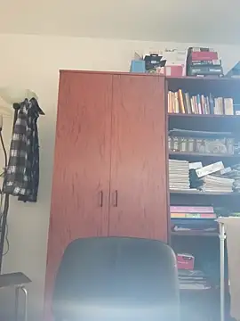 Snapshot of Sareyxon chatting on December 3, 2025, 10:24 am Sareyxon online show from December 3, 2025, 10:24 am