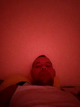 Snapshot of laho32 chatting on November 29, 2025, 2:31 pm laho32 online show from November 29, 2025, 2:31 pm