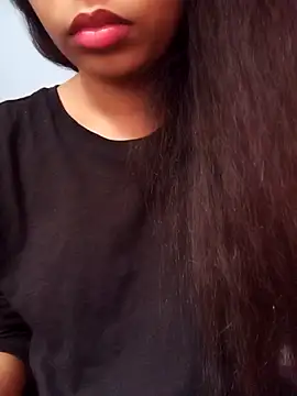 Snapshot of Nila-islam chatting on December 2, 2025, 7:03 am Nila-islam online show from December 2, 2025, 7:03 am