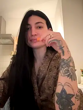 Ruby yy online show from December 3, 2025, 6:17 pm