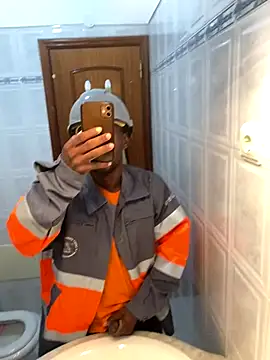 CorrectBrook76 online show from December 4, 2025, 11:46 pm