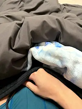 Snapshot of huto_0513 chatting on December 4, 2025, 7:06 am huto 0513 online show from December 4, 2025, 7:06 am