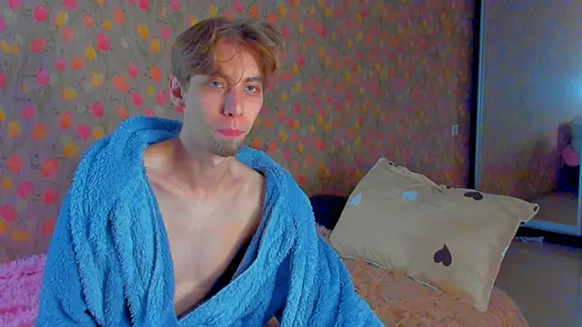 Snapshot of Exxxry chatting on December 1, 2025, 12:32 pm Exxxry online show from December 1, 2025, 12:32 pm